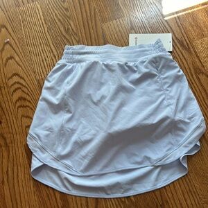 Size 6 purple Hotty Hot HR Skirt
*Long NWT